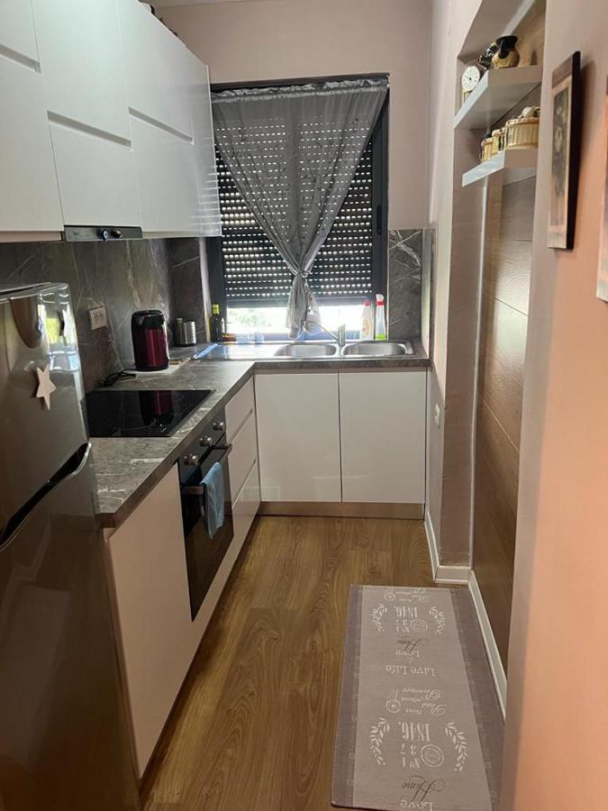 Blloku Tirana Appartement Buitenkant foto