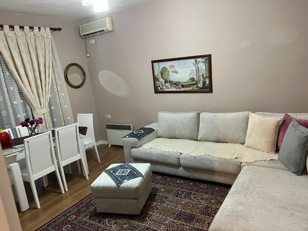 Blloku Tirana Appartement Buitenkant foto